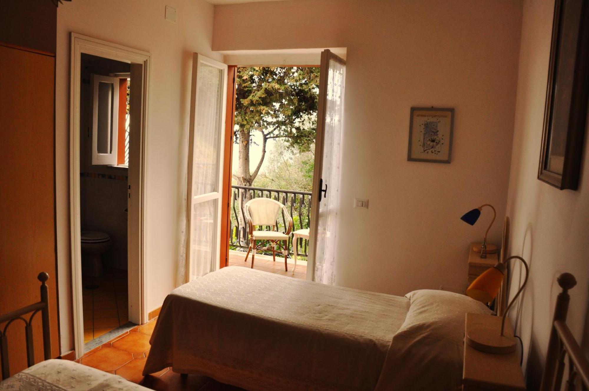 Villa Laura Sea View Apartments Santa Maria di Castellabate Zimmer foto