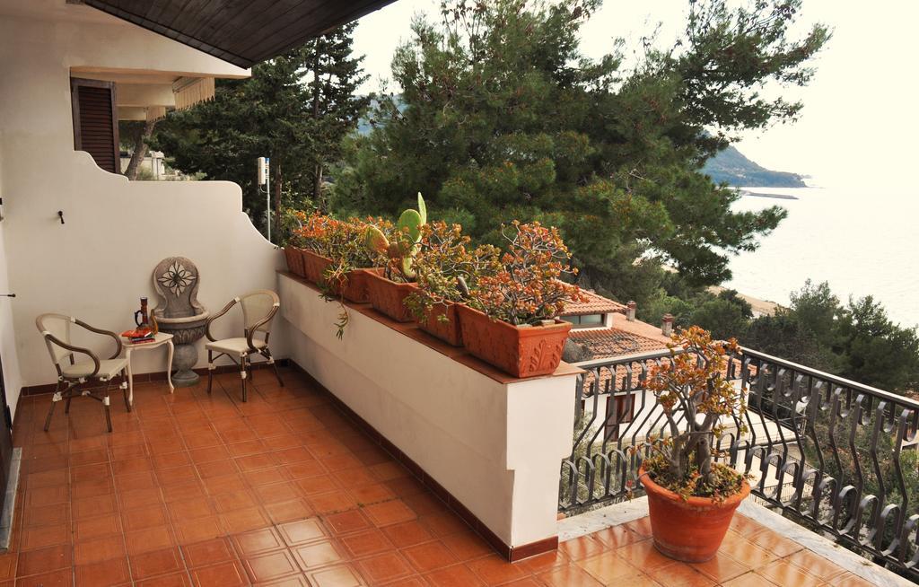 Villa Laura Sea View Apartments Santa Maria di Castellabate Exterior foto